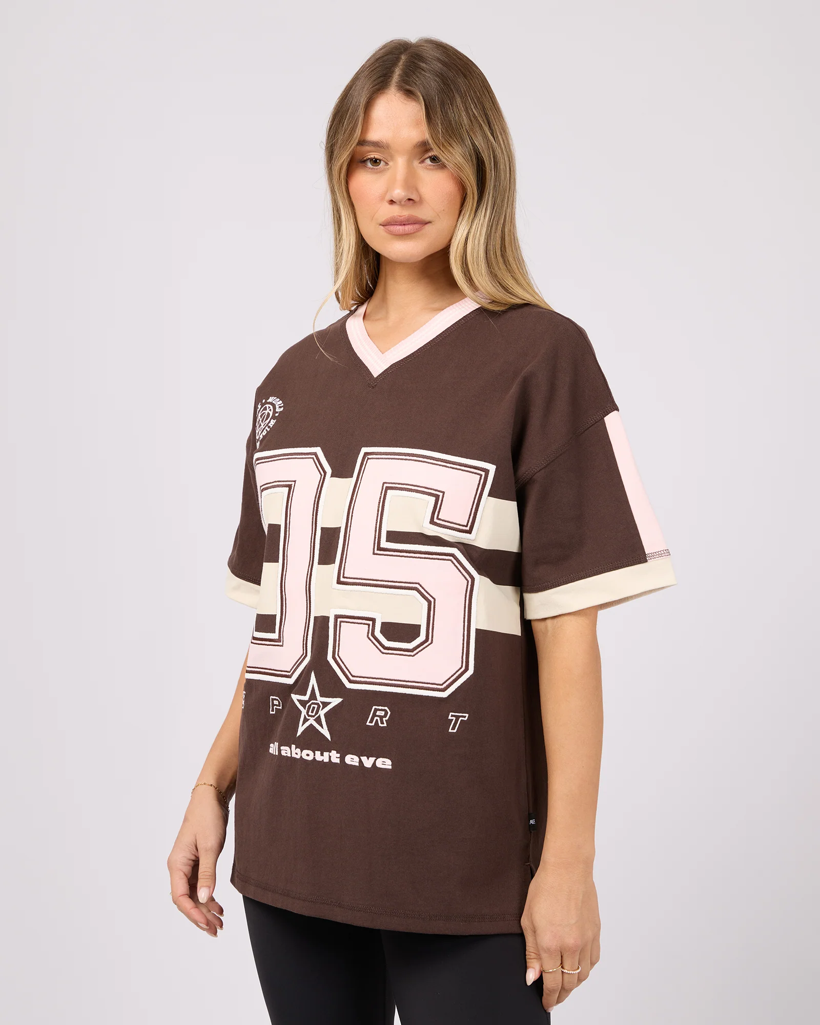 Allstar V-Neck Tee Brown - Image 4