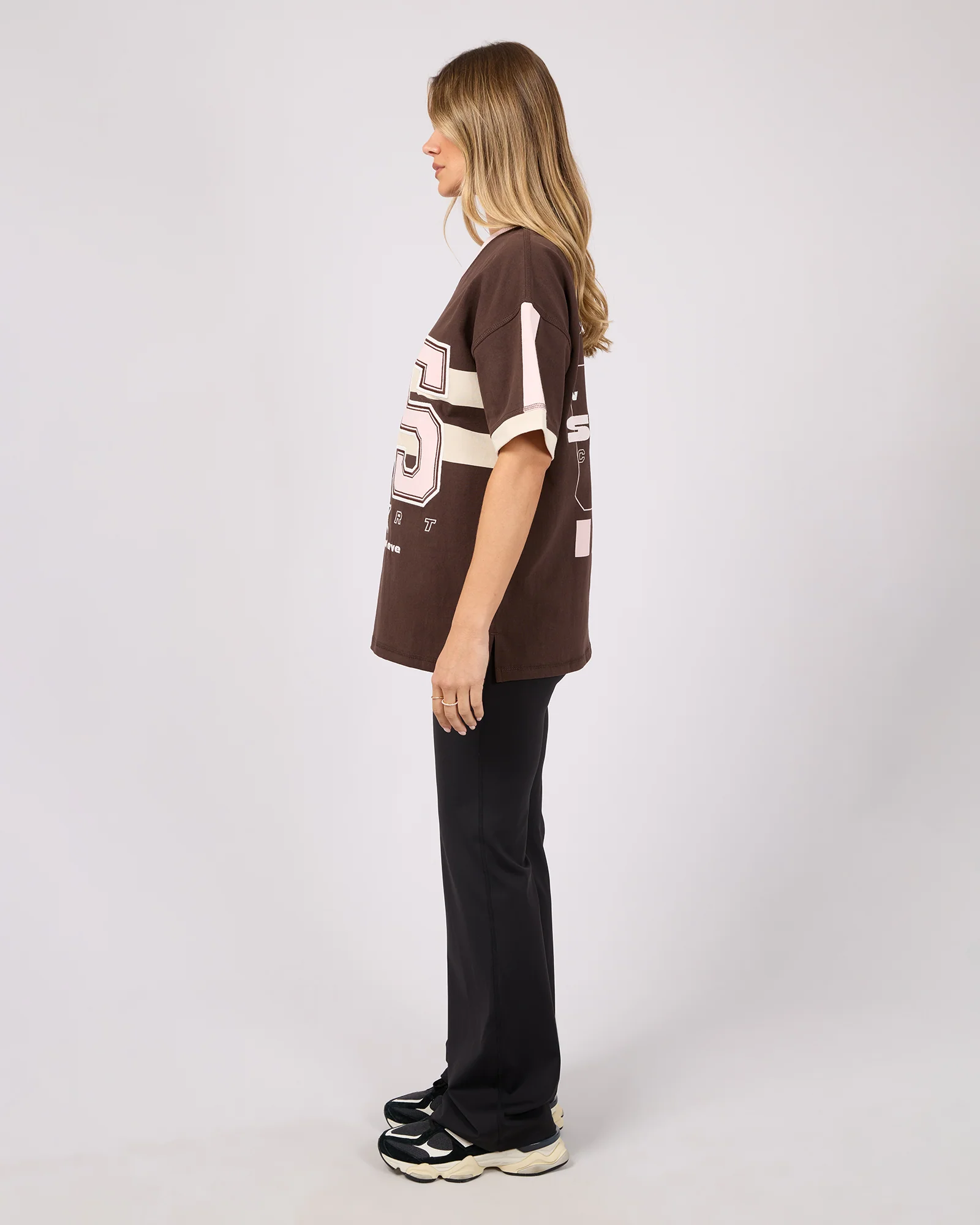 Allstar V-Neck Tee Brown - Image 6