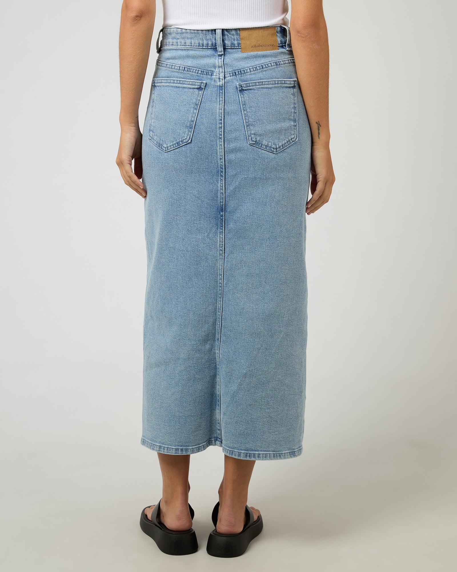 Becca Maxi Skirt Light Blue - Image 3