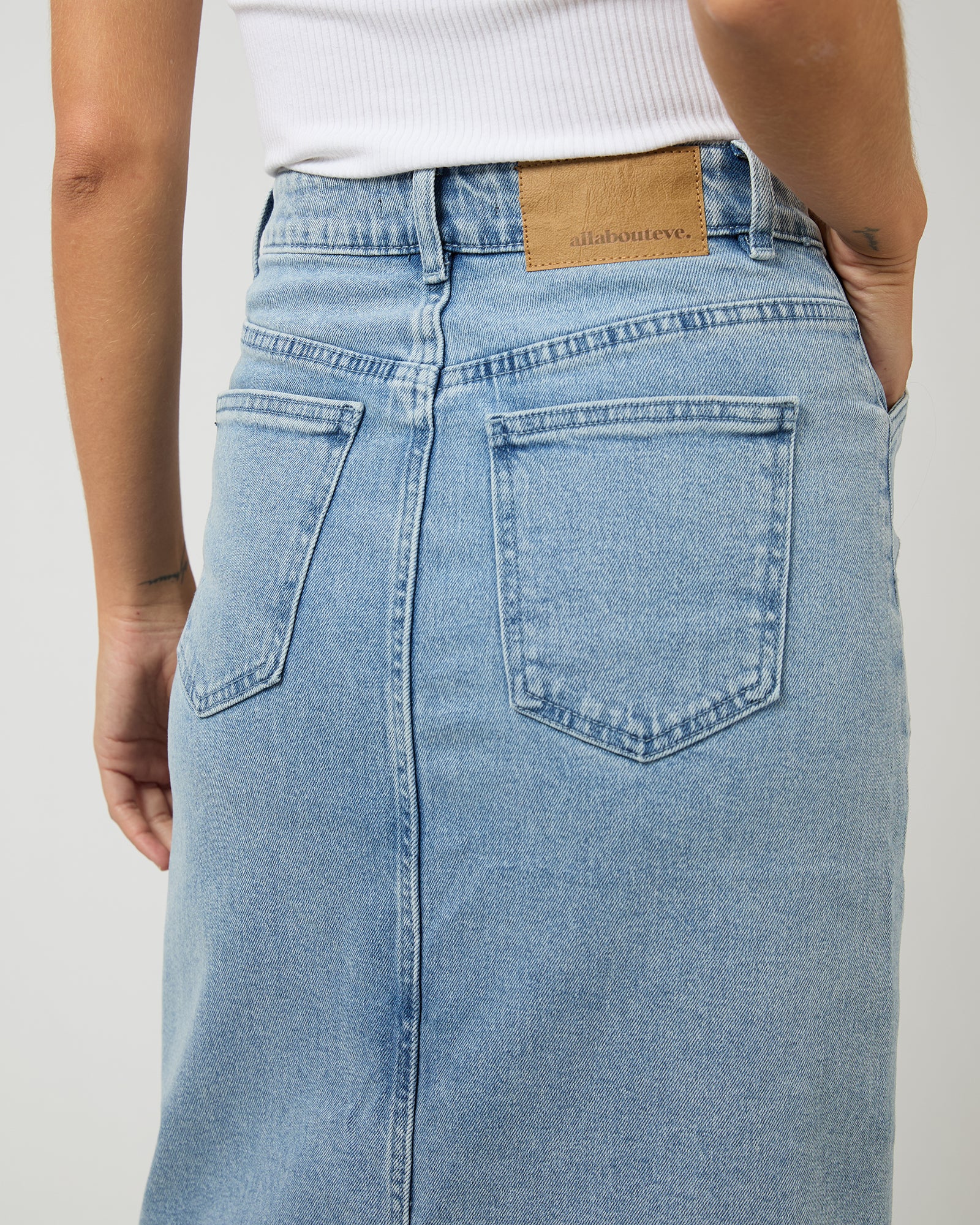 Becca Maxi Skirt Light Blue - Image 5