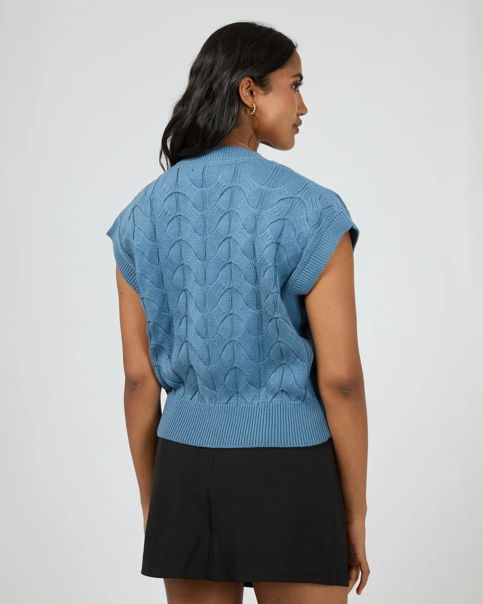 Brooklyn Knit Vest Blue - Image 3