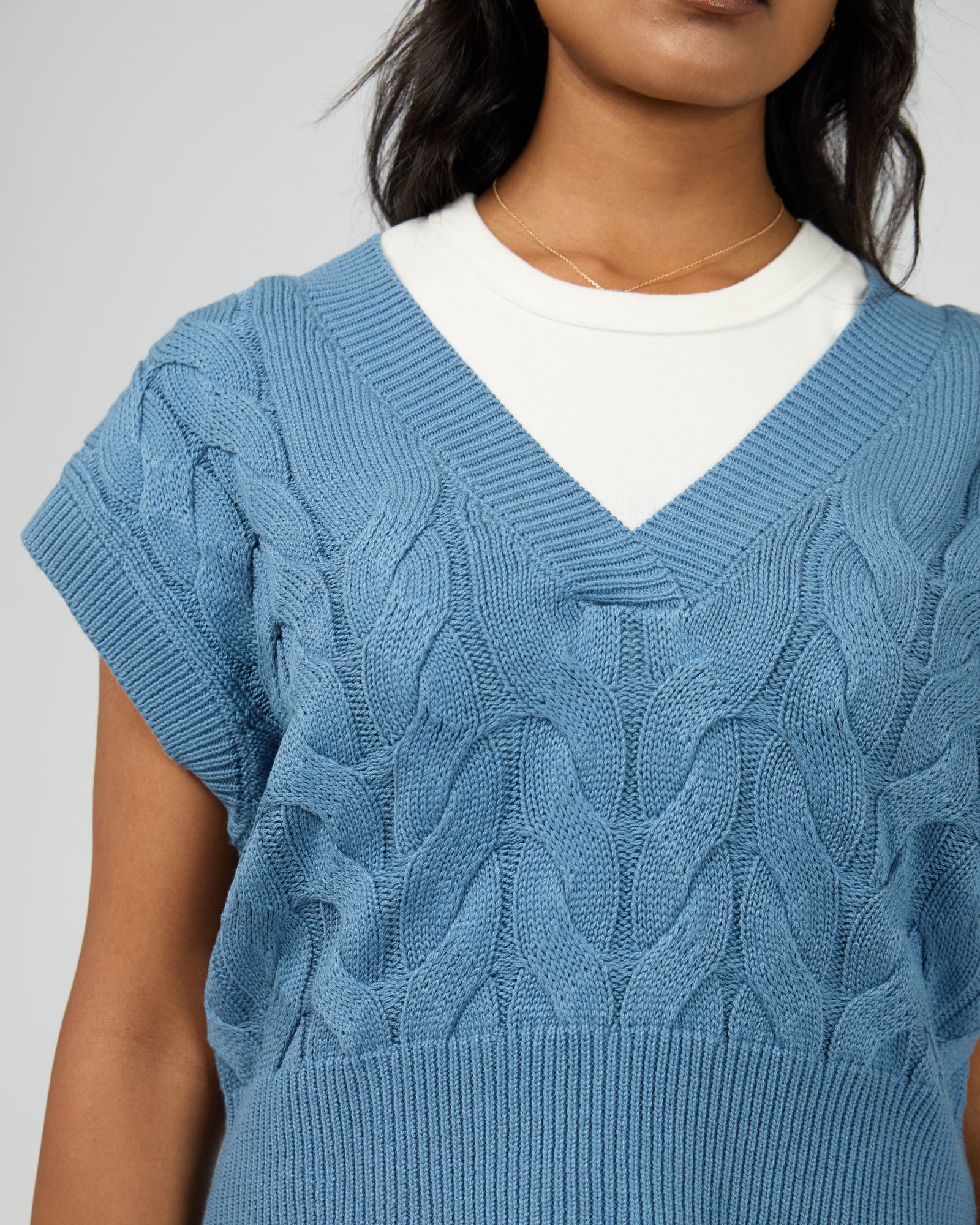 Brooklyn Knit Vest Blue - Image 5
