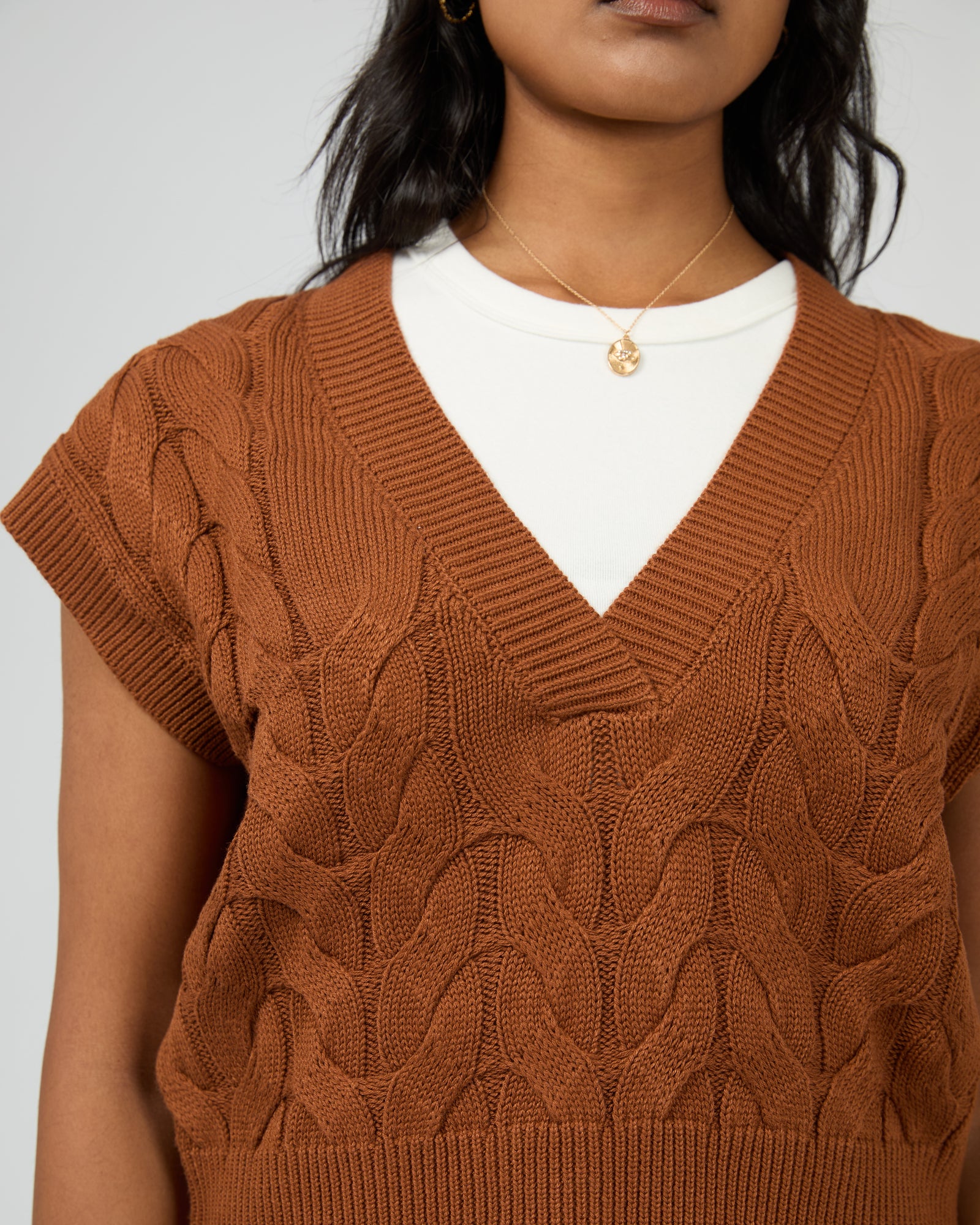 Brooklyn Knit Vest Cinnamon - Image 5