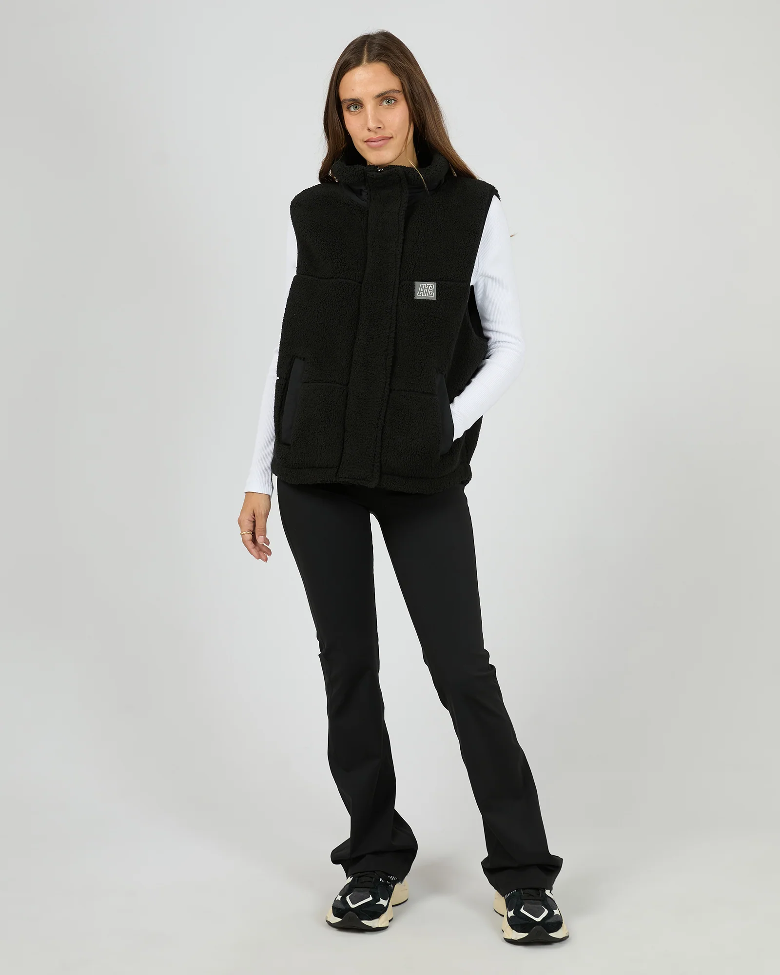 Cosy Club Teddy Vest Black - Image 2