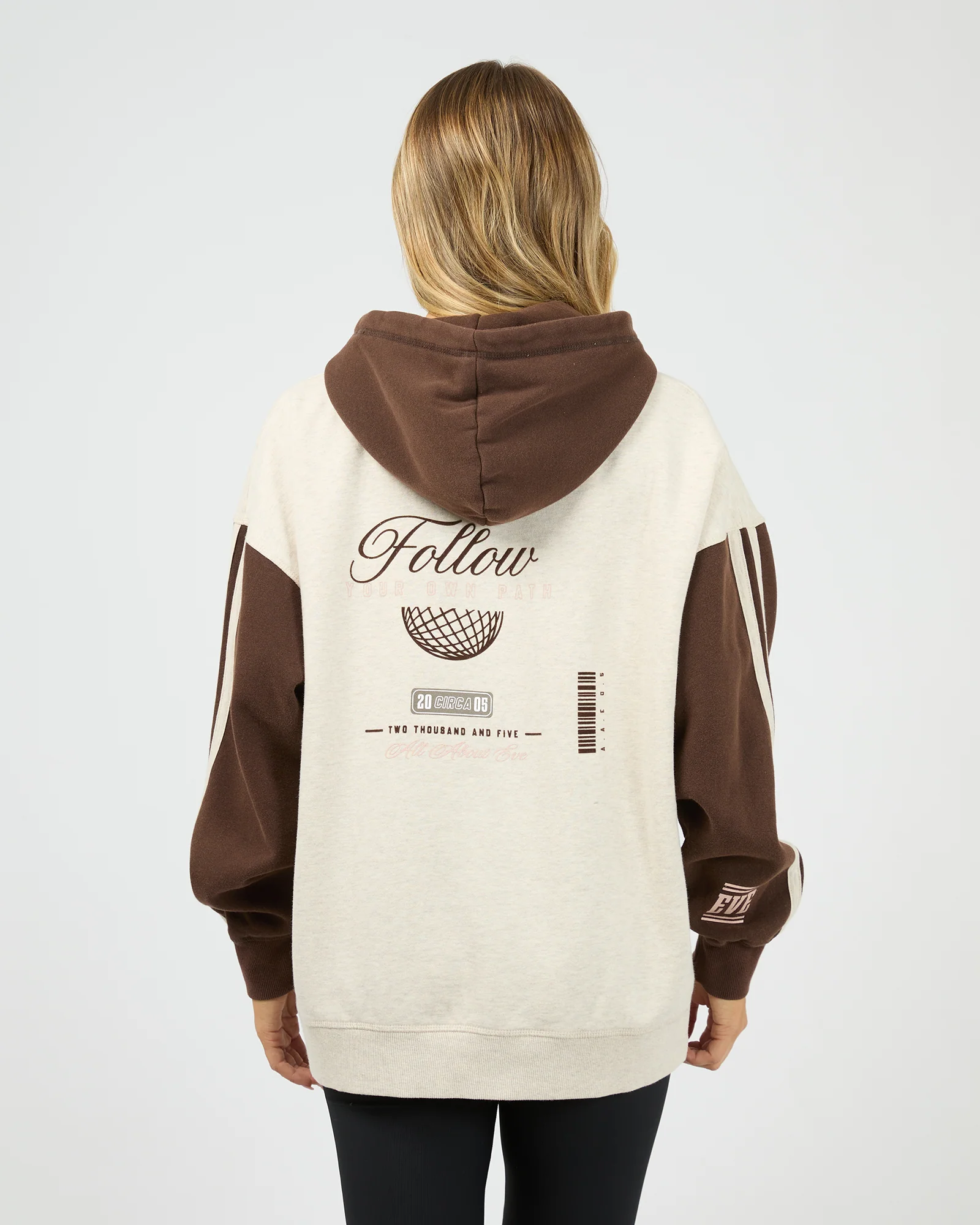 Contrast Club Relaxed Hoodie Oat - Image 3