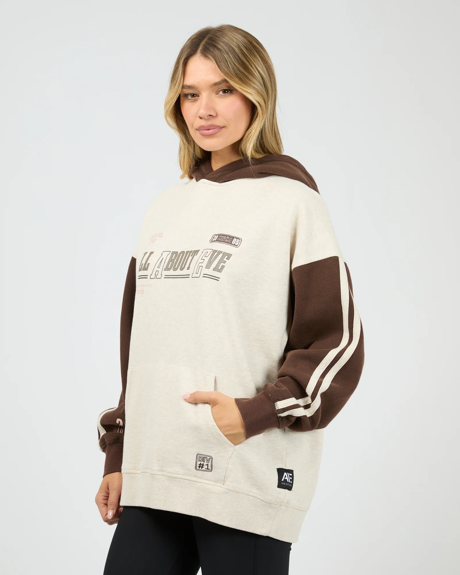 Contrast Club Relaxed Hoodie Oat - Image 4
