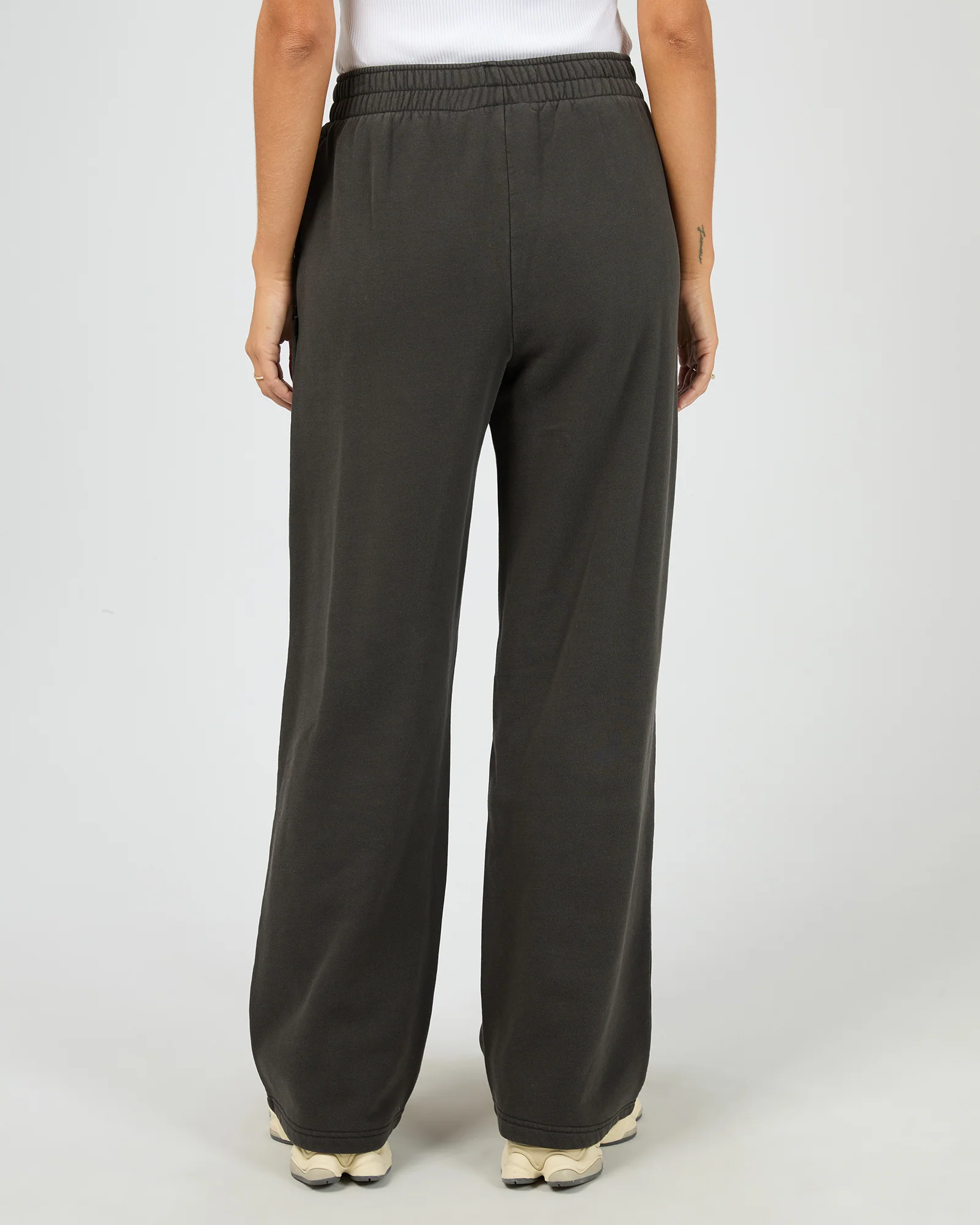 Limitless Track Pant Washed Black - Image 3