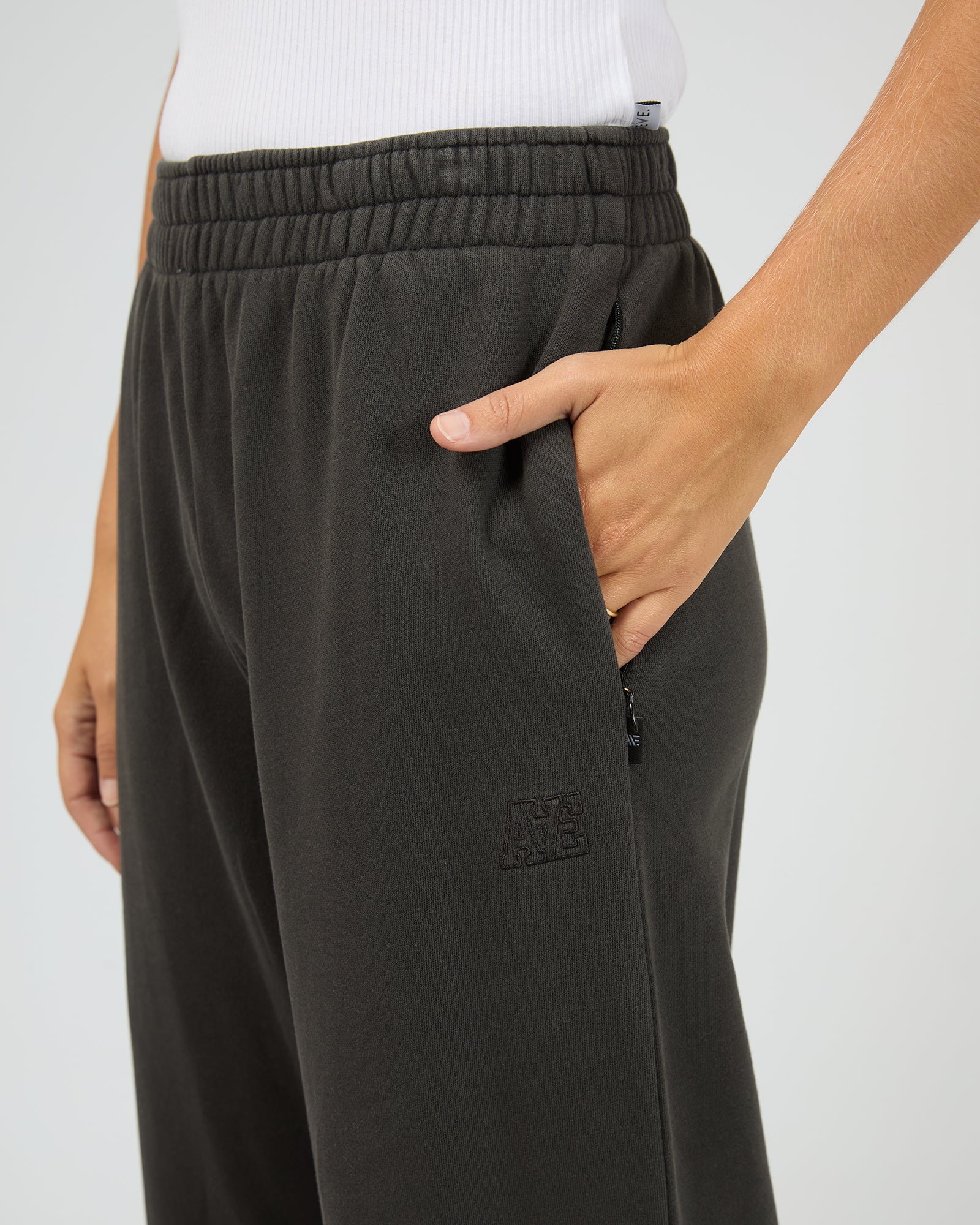 Limitless Track Pant Washed Black - Image 5