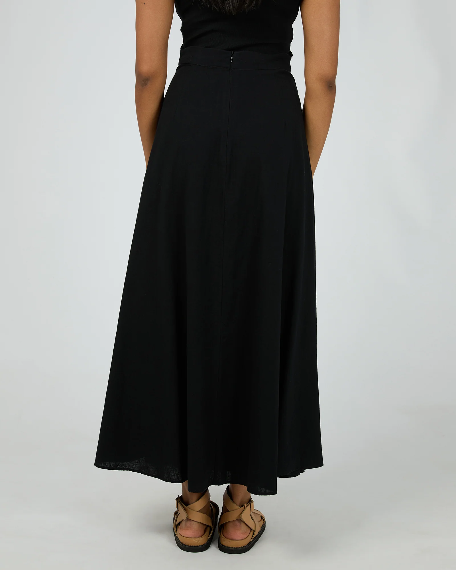 Essential Maxi Skirt Black - Image 3