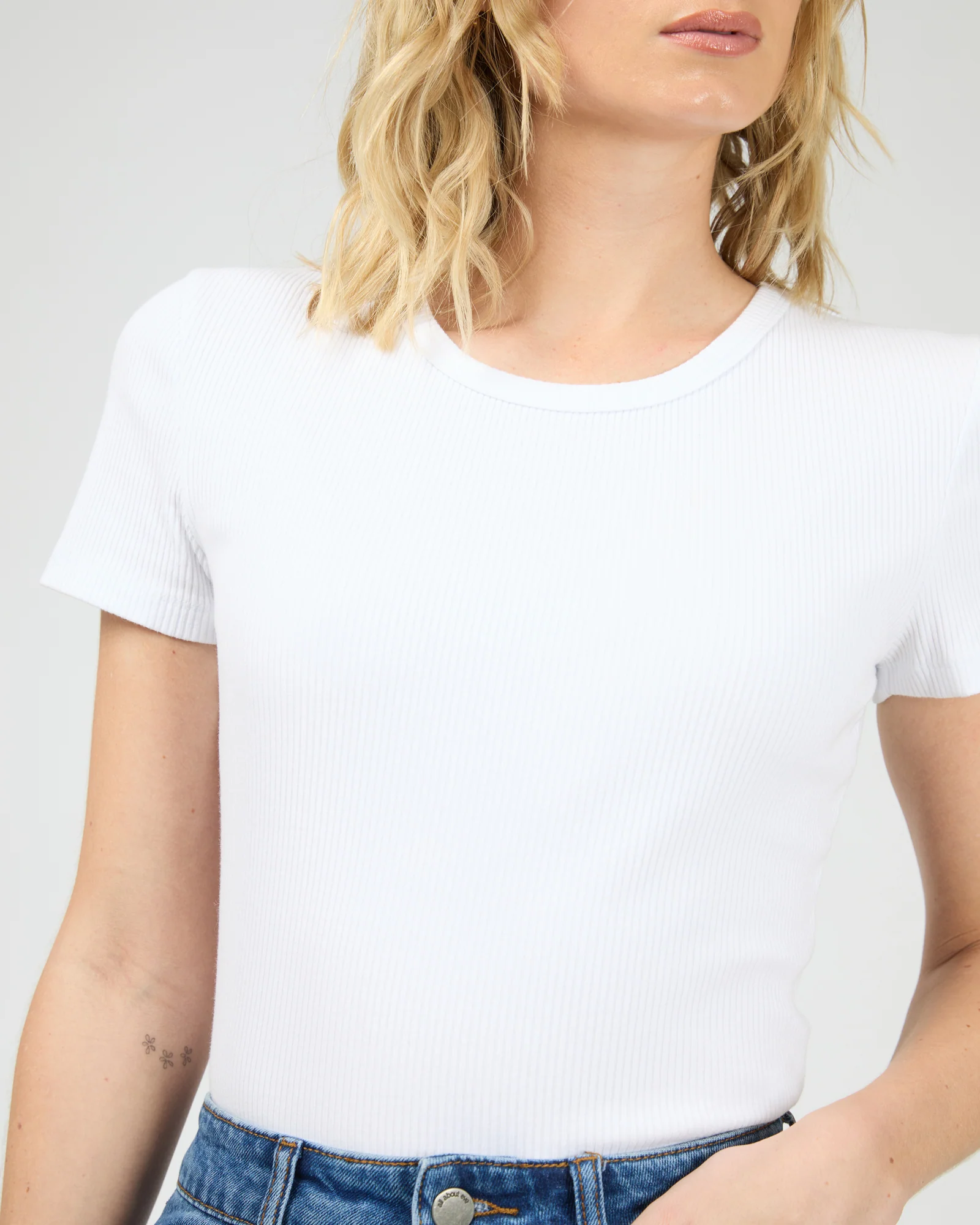 Eve Rib Baby Tee White - Image 5