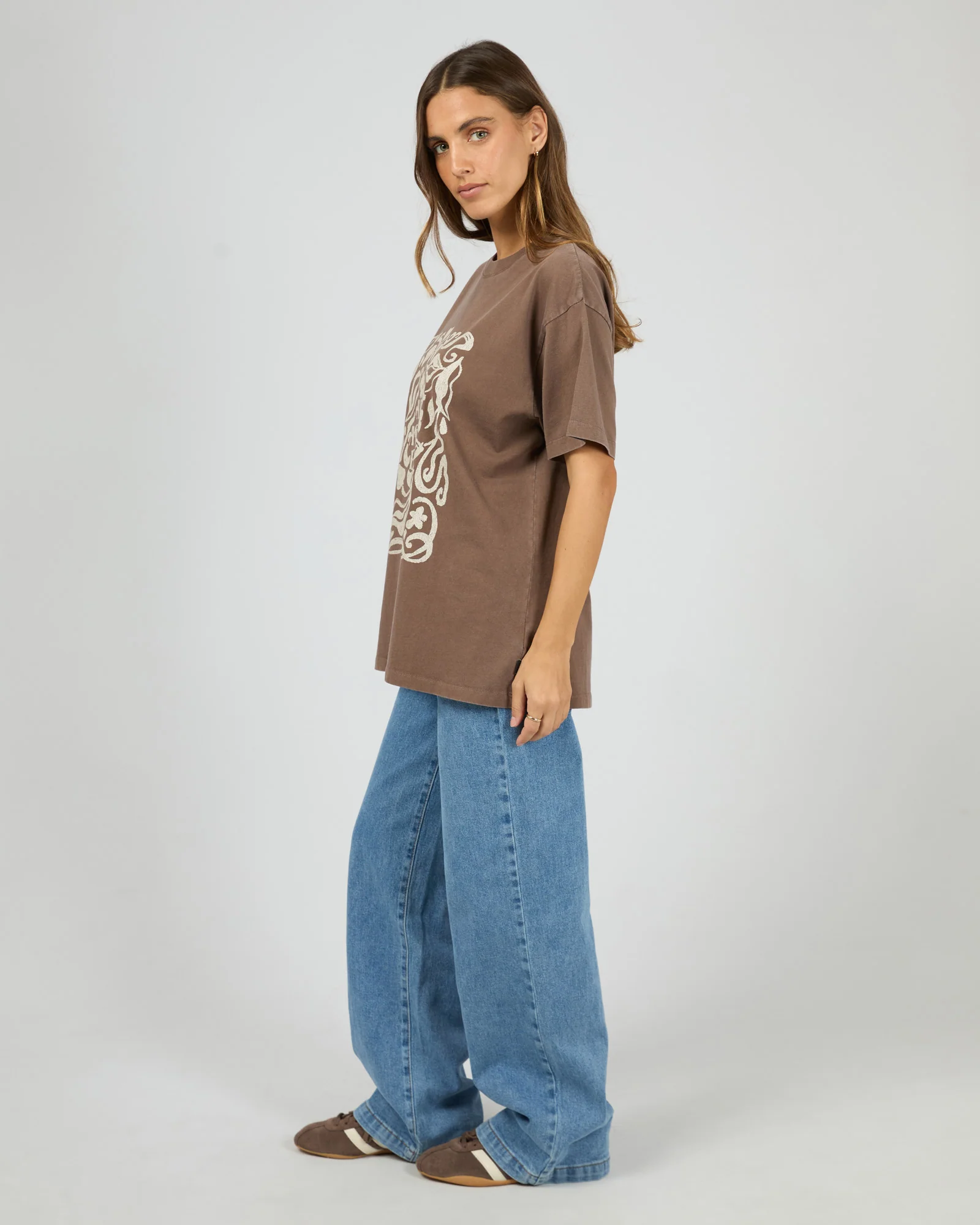 Fields Relaxed Tee Coffee - Image 6