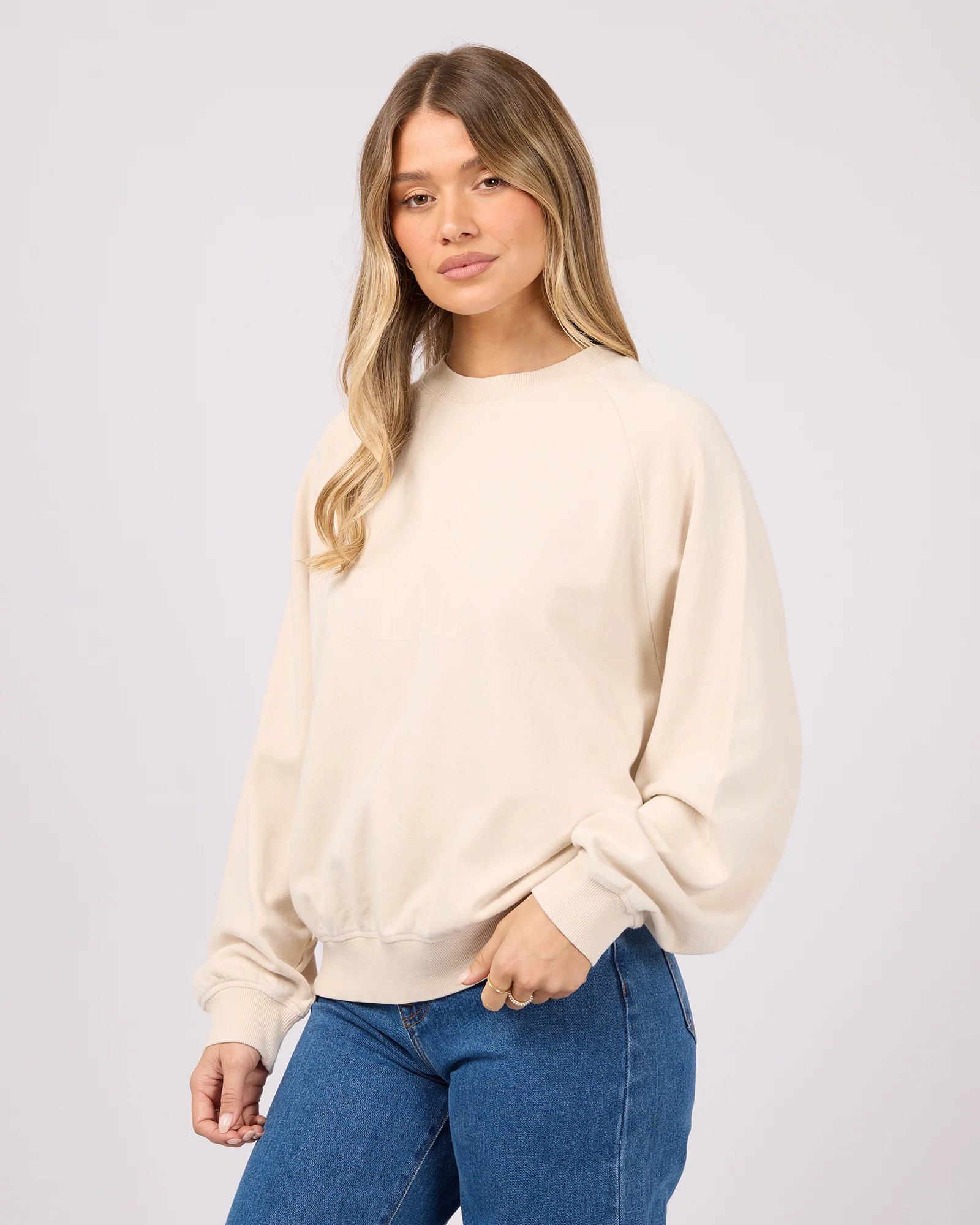 Flynn Washed Box Raglan Crew Vanilla - Image 4