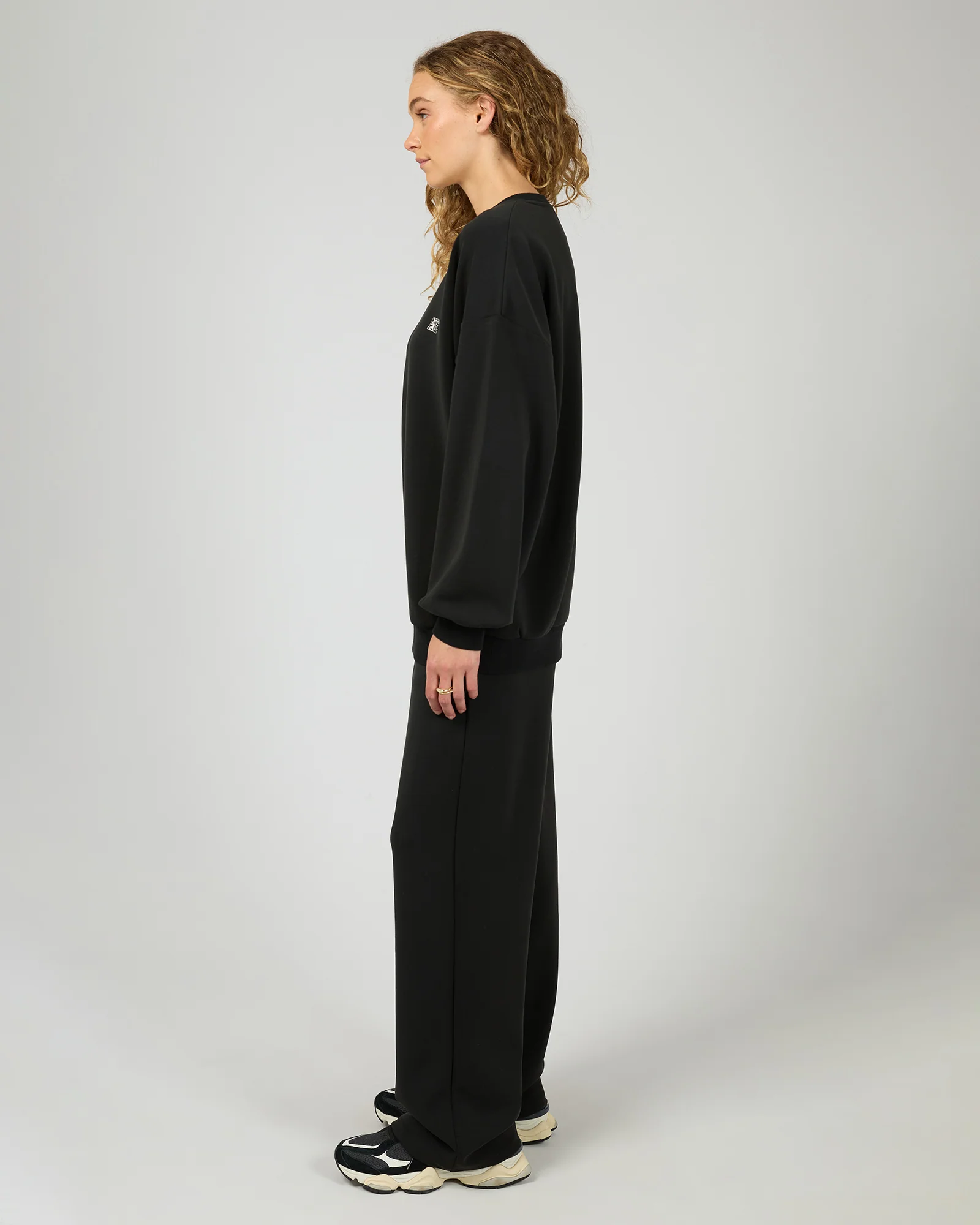 Luxe Active Box Crew Black - Image 6