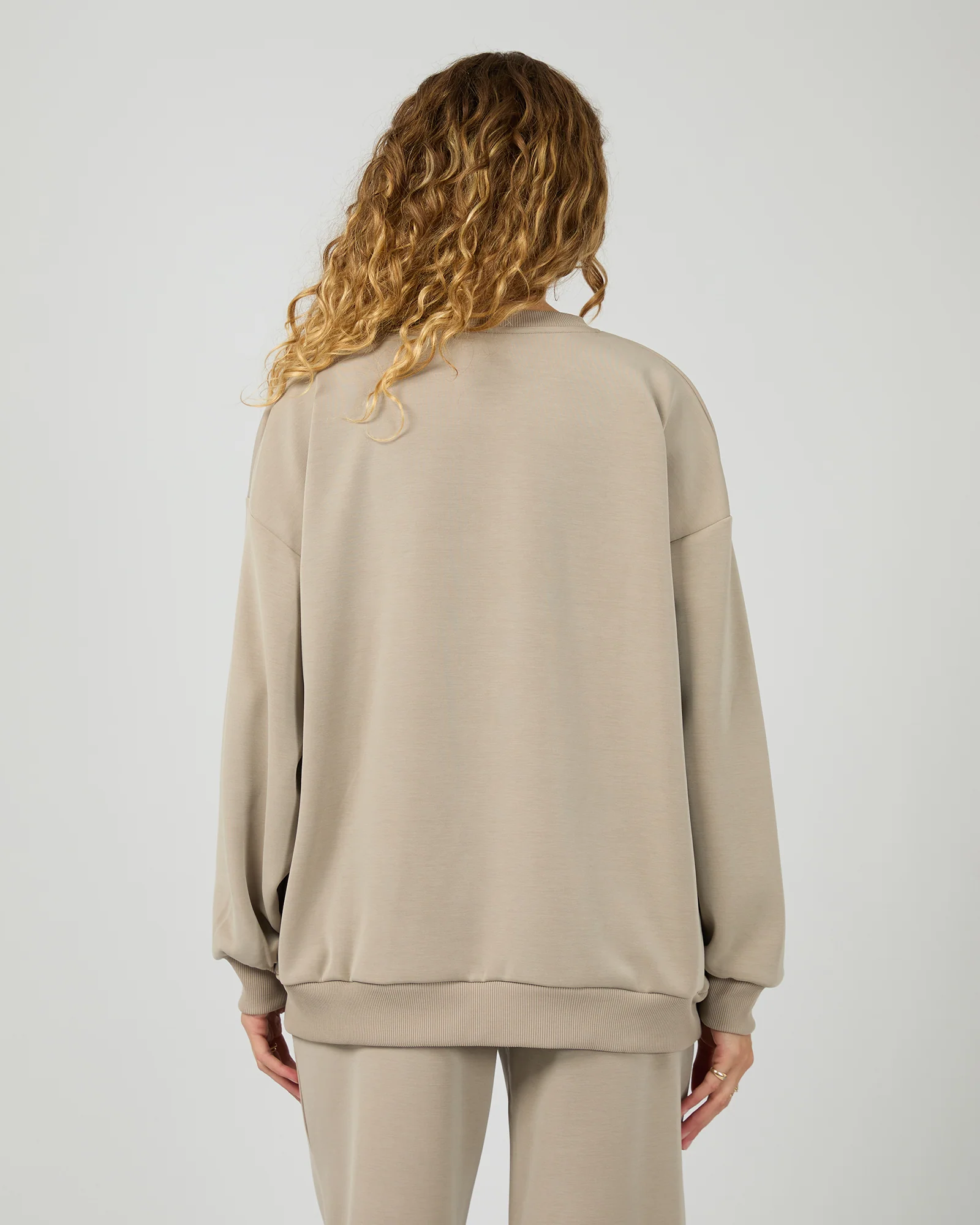 Luxe Active Box Crew Stone - Image 3