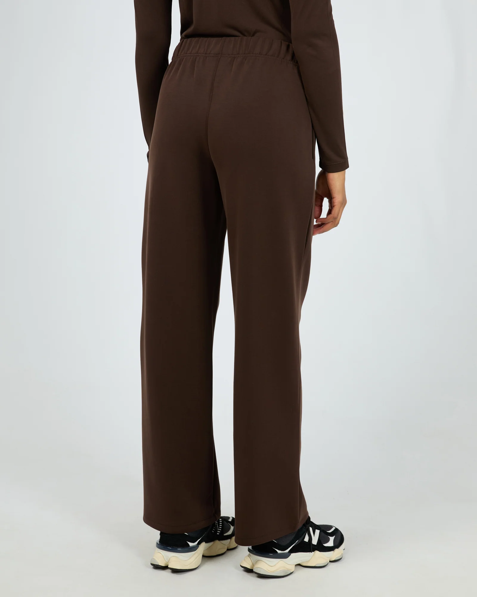 Luxe Active Pant Brown - Image 3