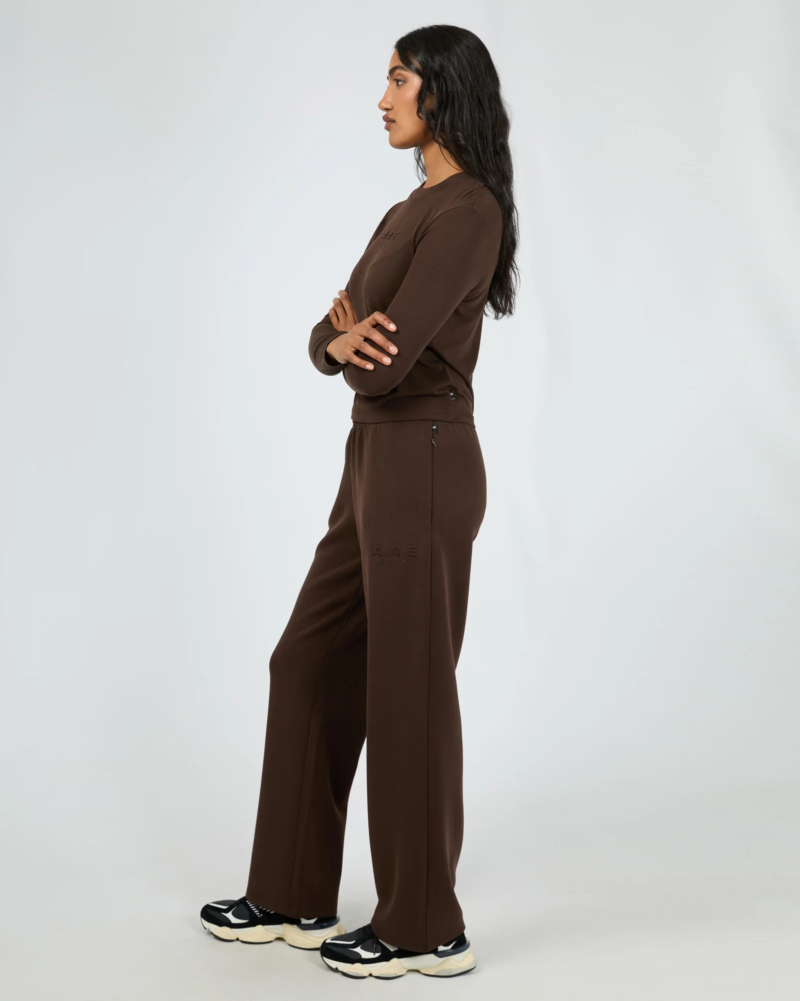 Luxe Active Pant Brown - Image 6