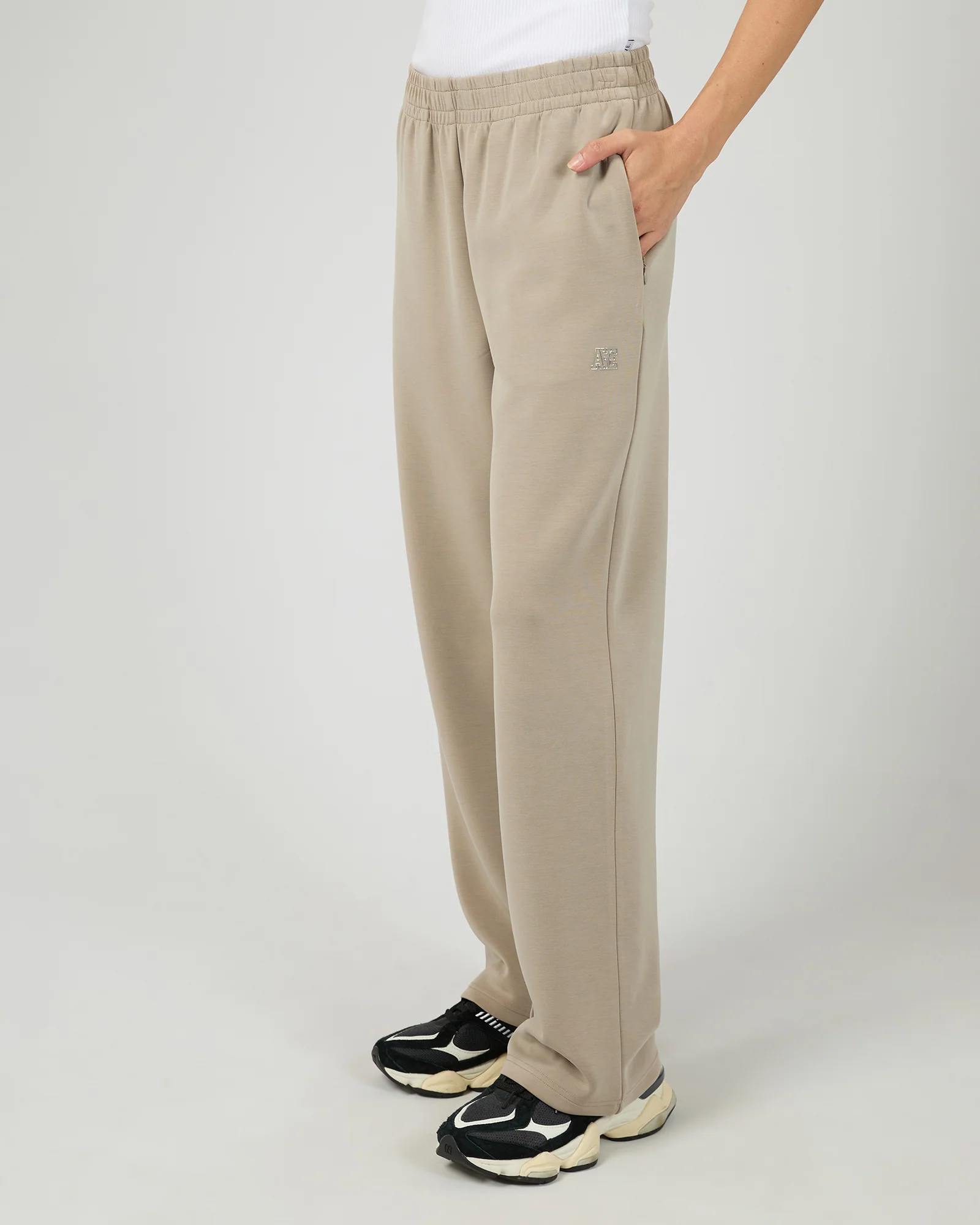 Luxe Active Pant Stone - Image 4