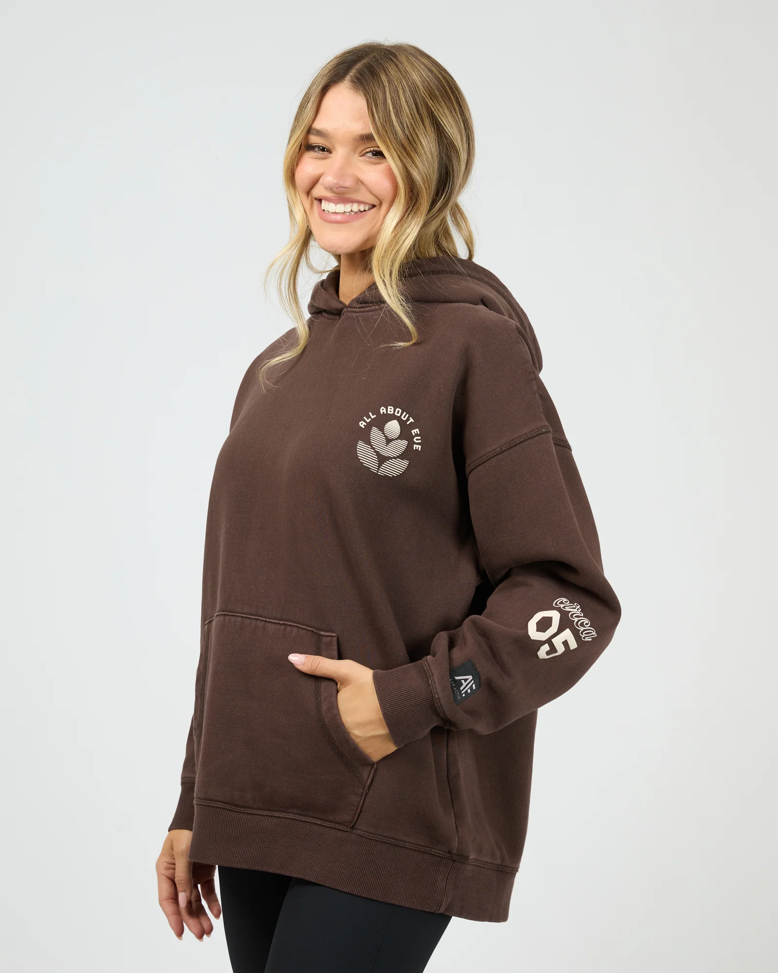 Serene Relaxed Hoodie Brown - Image 4