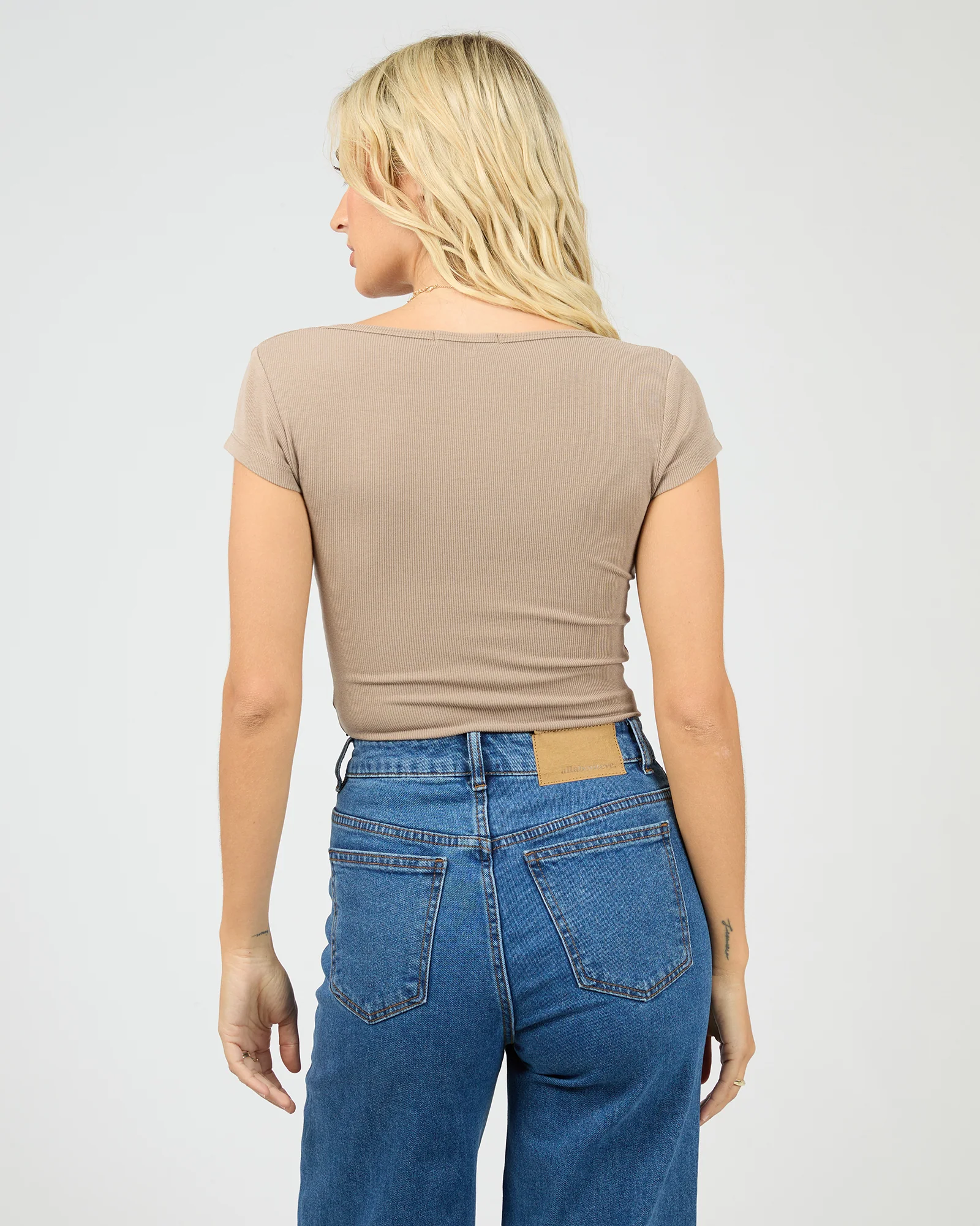 Washed Rib Scoop Neck Tee Stone - Image 3